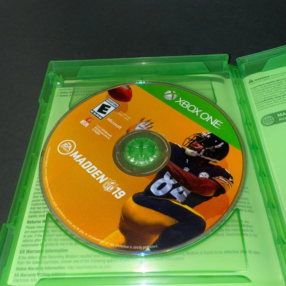 Xbox one video game lot Madden 21 Madden 19 NBA 2K17 Estate Item Bundle